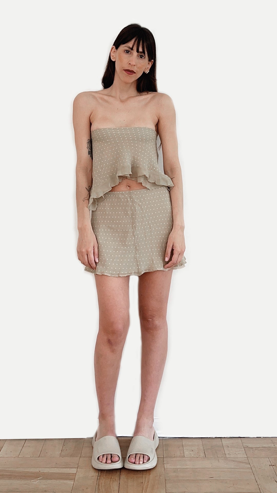 CROP & MINI SKIRT BEIGE